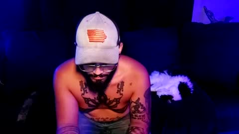 brownboyt online show from August 7, 4:56 am