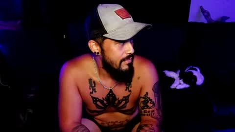 brownboyt online show from August 7, 9:20 am