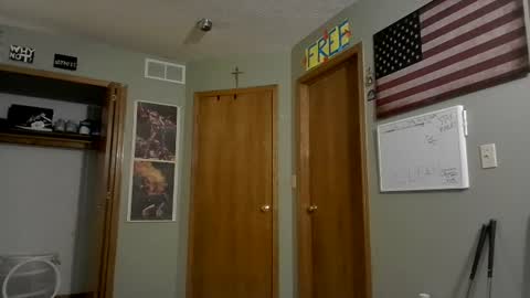 bruce251251 online show from July 10, 11:49 am