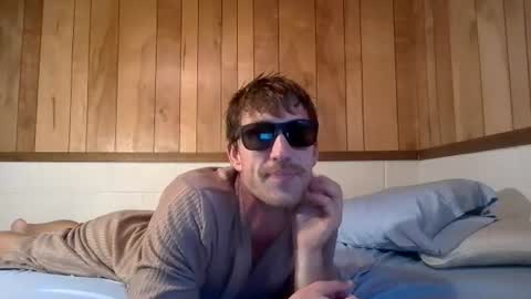 bruce251251 online show from August 11, 8:11 pm