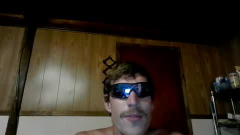 bruce251251 online show from August 15, 2:37 am