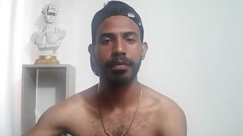 bruce_1111 online show from June 16, 2:37 pm