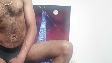 bruce_1111 online show from July 24, 1:41 am