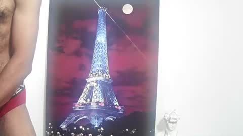 bruce_1111 online show from July 25, 1:48 pm