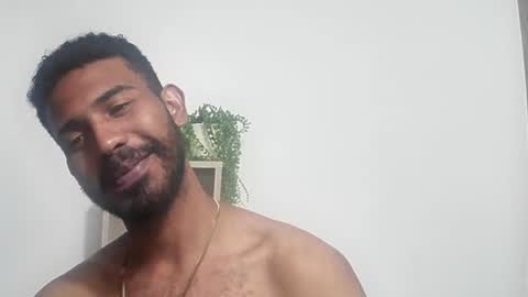 bruce_1111 online show from August 7, 6:52 pm
