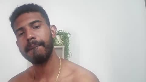 bruce_1111 online show from August 7, 7:58 pm