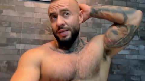 brucedallas online show from July 27, 5:13 am