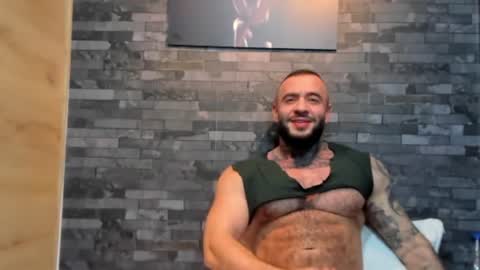 brucedallas online show from July 27, 7:47 am
