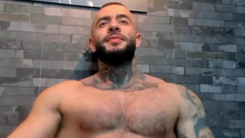 brucedallas online show from July 29, 4:52 am