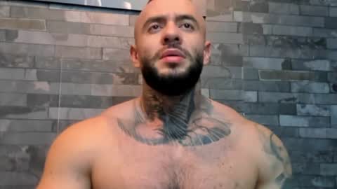 brucedallas online show from July 29, 7:04 am