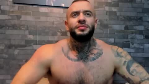 brucedallas online show from August 5, 3:48 am