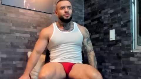 brucedallas online show from August 8, 1:49 am