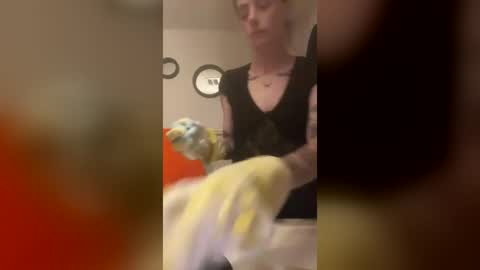 Brujaxgrey online show from August 12, 5:04 pm