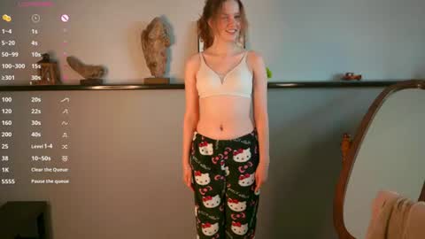 Tess online show from July 28, 6:52 am