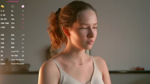 Tess online show from July 29, 8:43 am
