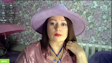 Julia online show from July 29, 9:44 pm