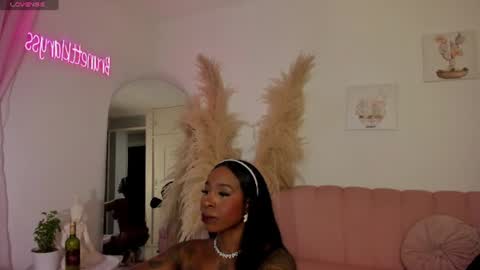 Brenda online show from July 25, 1:26 pm