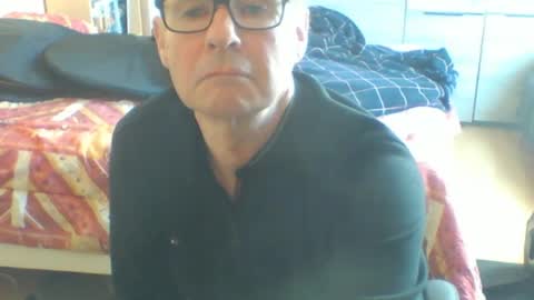 bruno5629 online show from April 24, 9:02 am