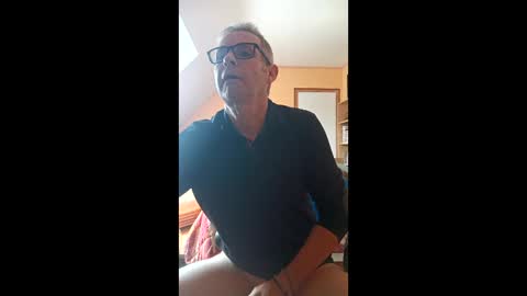 bruno5629 online show from May 6, 1:12 pm