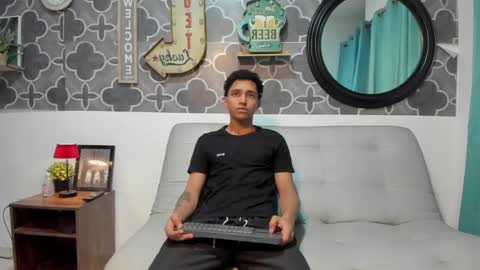 bruno_snow online show from April 17, 5:47 am