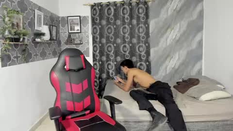 bruno_snow online show from May 23, 6:16 am