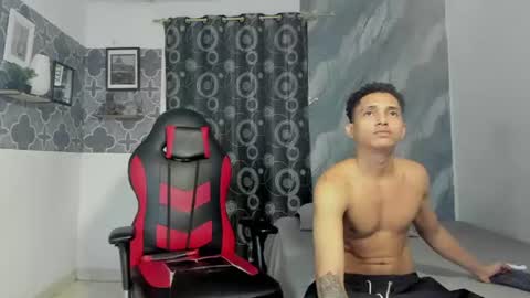 bruno_snow online show from August 14, 8:18 am