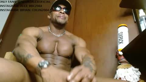 Enjoy the best muscle straws   online show from February 28, 4:43 am