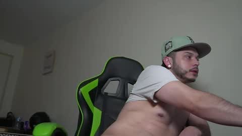 bryanncan01 online show from February 19, 3:21 pm