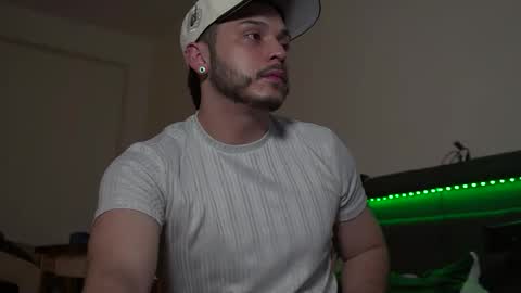 bryanncan01 online show from February 22, 5:06 am