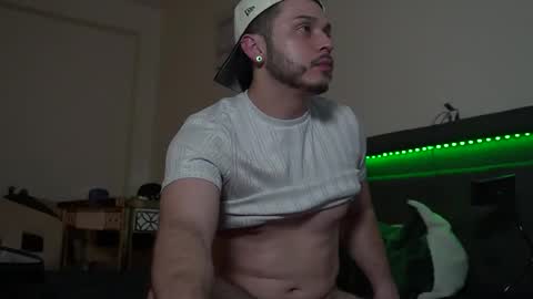 bryanncan01 online show from February 22, 6:12 am