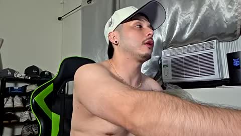 bryanncan01 online show from August 9, 6:58 am