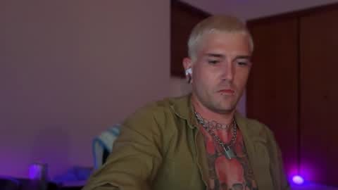 bryjybxxx online show from August 17, 5:12 am