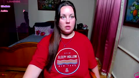 Emma online show from July 27, 9:53 pm