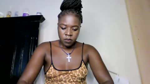 bubblebun_1 online show from July 30, 9:38 am