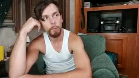 Max online show from August 2, 1:23 am