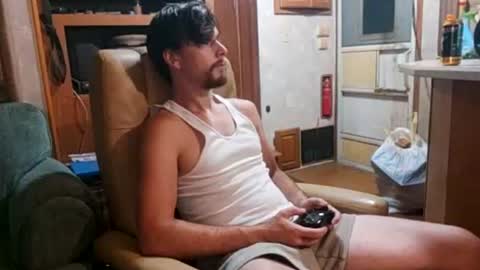 Max online show from August 5, 2:53 am