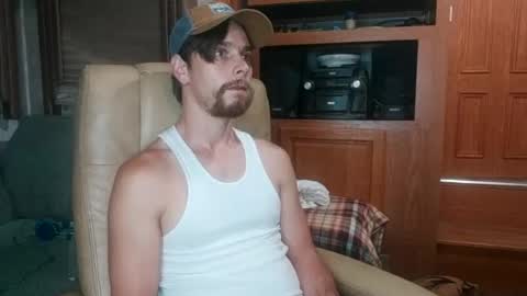 Max online show from August 7, 1:05 am