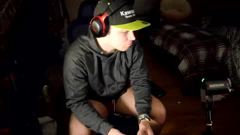 bubblebuttbdn online show from August 12, 2:58 am