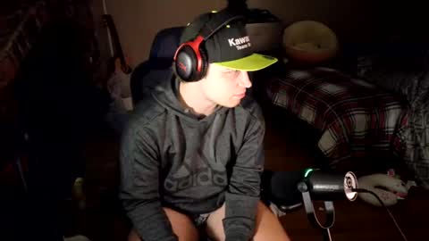 bubblebuttbdn online show from August 12, 4:04 am