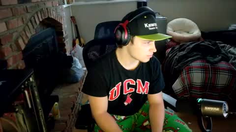 bubblebuttbdn online show from August 12, 11:29 pm