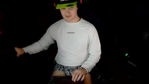 bubblebuttbdn online show from August 14, 6:06 am