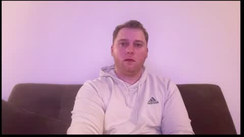 bubblebuttbi96 online show from August 5, 1:36 am