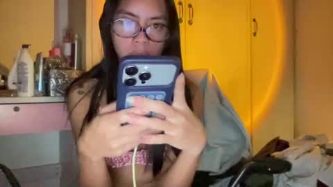 KYLIE online show from June 24, 9:17 pm