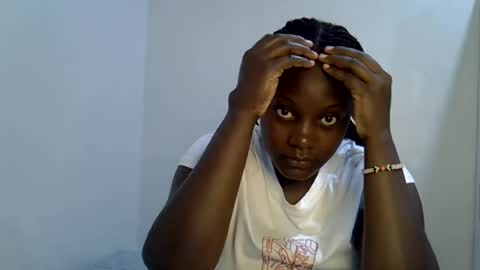 bubbly_ass30 online show from July 20, 5:16 pm