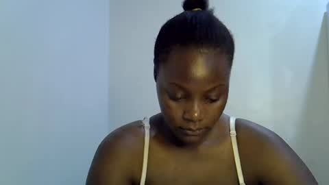 bubbly_ass30 online show from August 5, 9:18 am