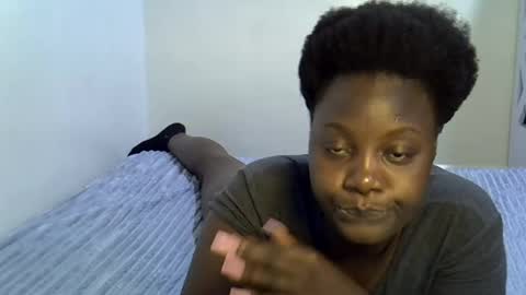 bubbly_ass30 online show from August 9, 4:08 pm