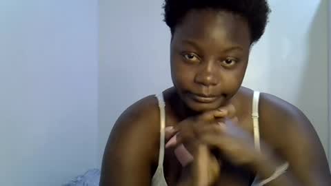 bubbly_ass30 online show from August 10, 11:11 am