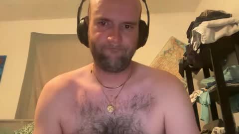 bumlover4567 online show from July 31, 10:04 pm
