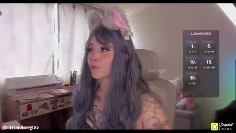        online show from April 8, 7:44 pm