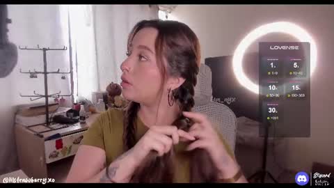        online show from August 3, 6:37 pm